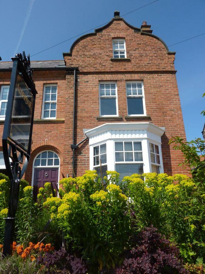 Aldersyde Bed & Breakfast Robin Hood's Bay Exterior photo